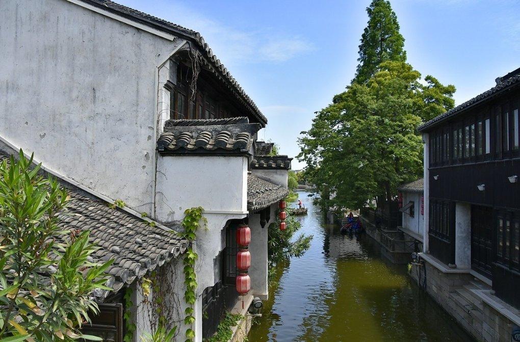 烈士董存瑞用身体做炸药托，19岁便牺牲，家人后来过得如何？